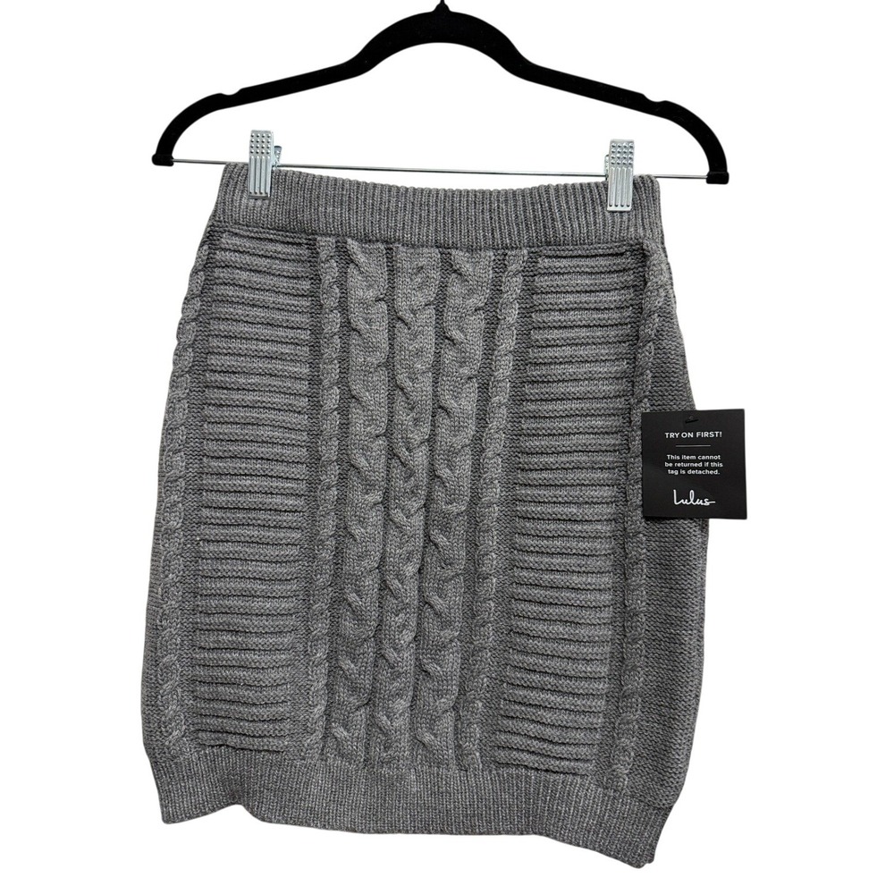 Lulus Womens Medium Grey Cable Knit Mini Skirt NWT Ribbed Bodycon Sweater